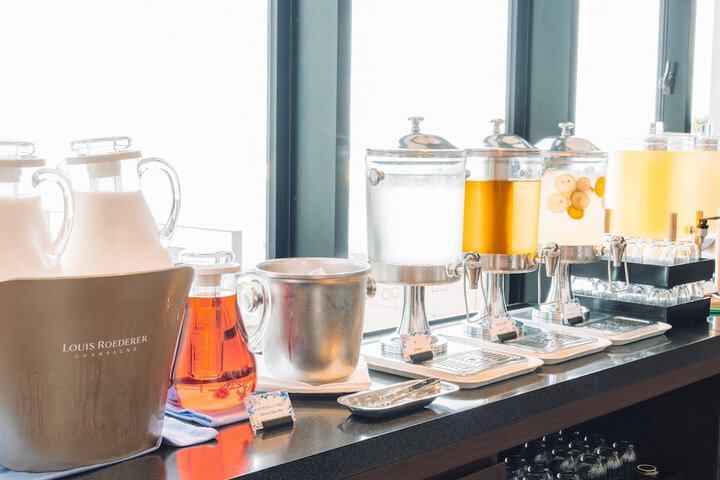 Breakfast/Coffee Service 259 of 299