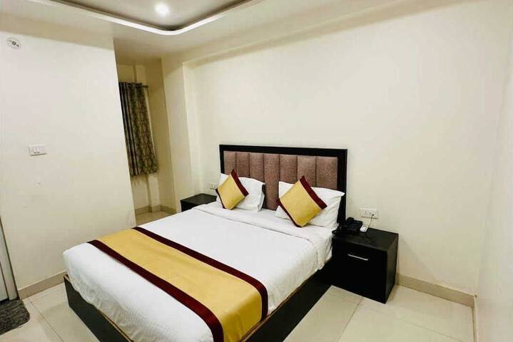 Room 14 of 46