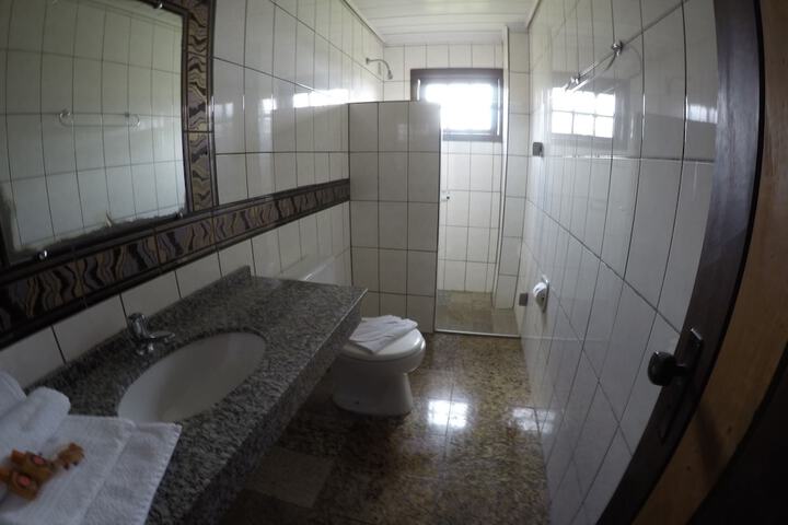 Room 10 of 10