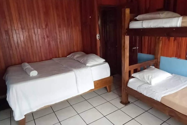 Room 10 of 15