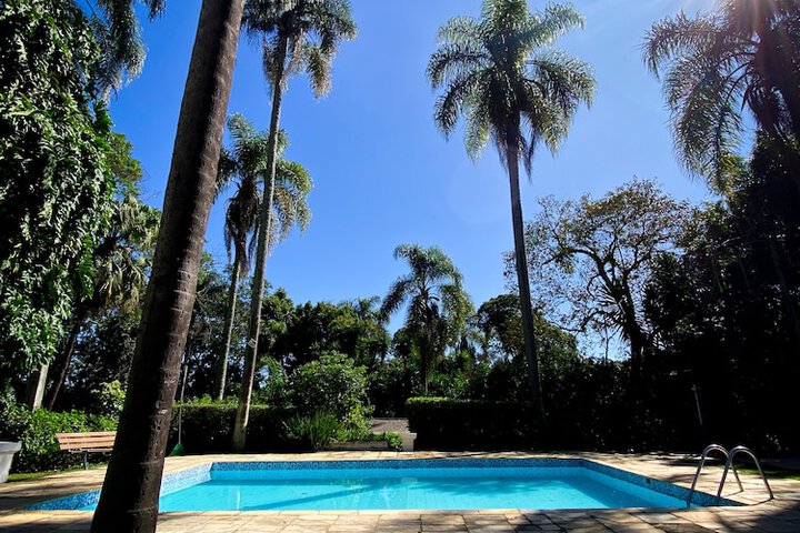 Pool 11 of 49