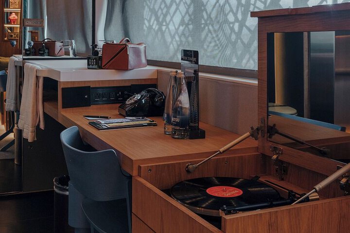 Room 10 of 58
