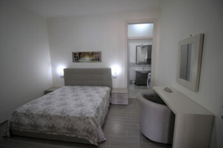 Room 25 of 26