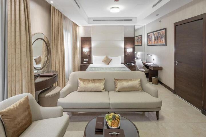 Room 10 of 53