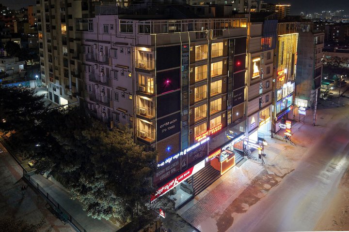 Hotel 74 of 76
