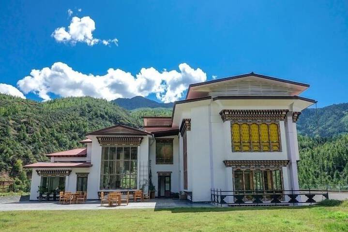 Image of The Postcard Dewa Thimphu