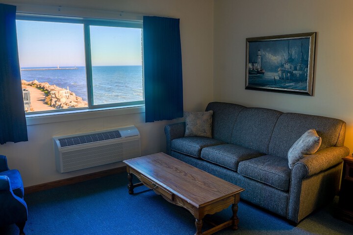 Room 22 of 50