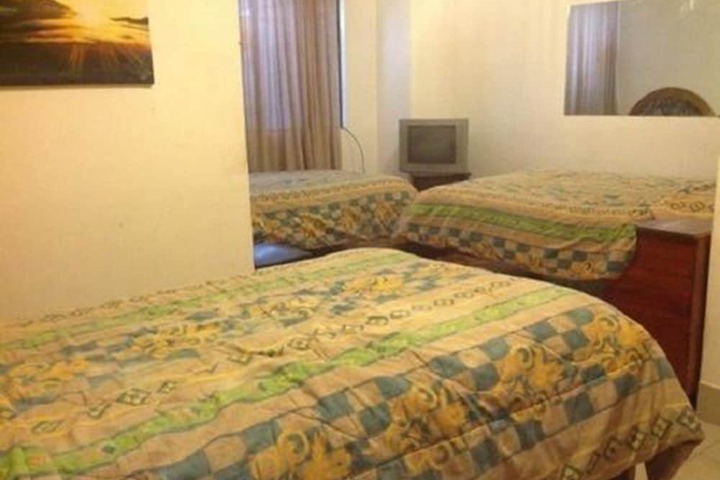 Room 6 of 7