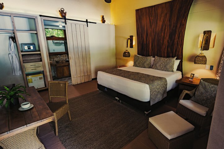 Room 4 of 44