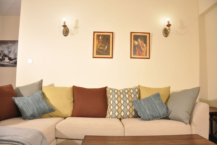 Room 8 of 27