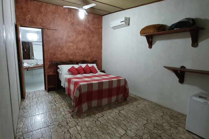 Room 12 of 35