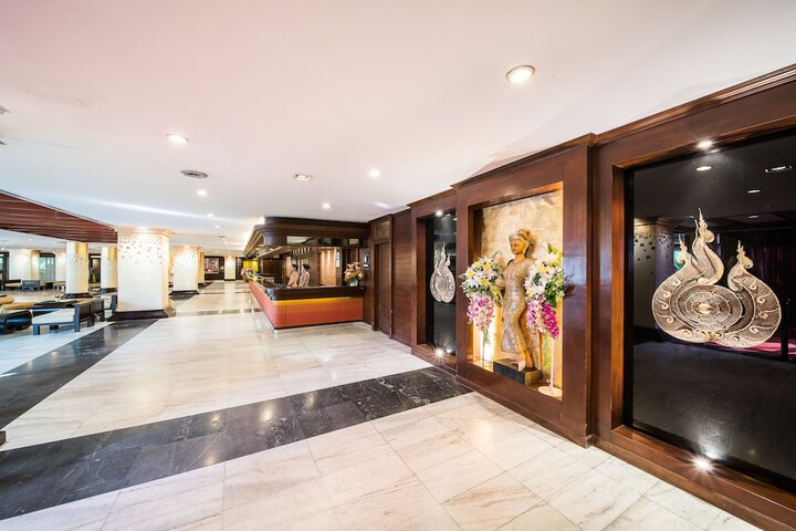 Hotel Interior 3 of 100