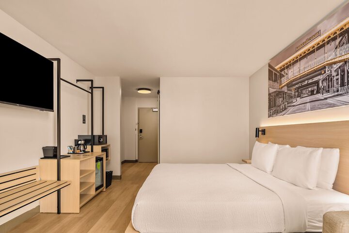 Room 19 of 45