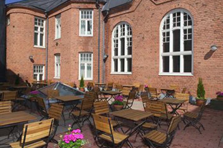 Terrace/Patio 22 of 23
