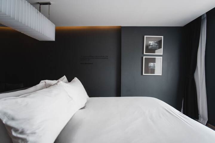 Room 35 of 54