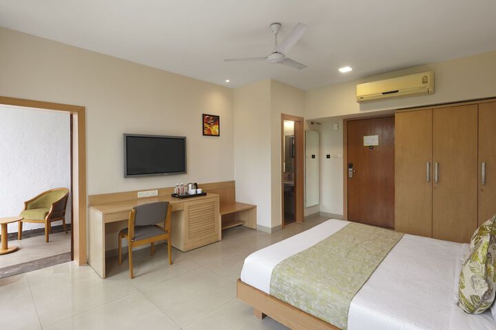 Room 13 of 45