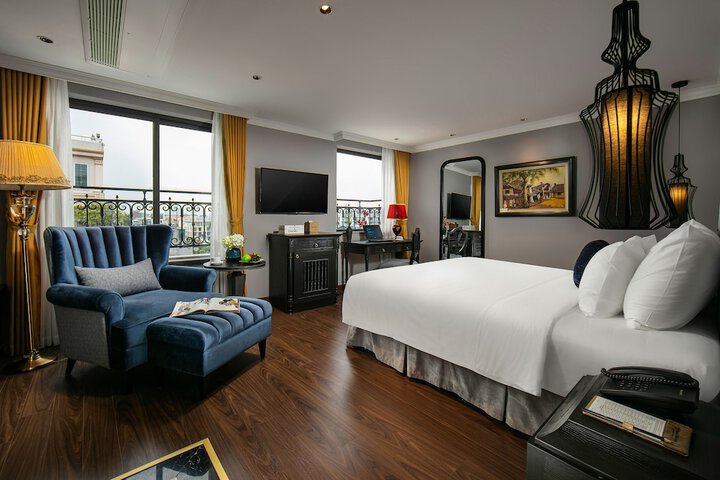 Room 12 of 72