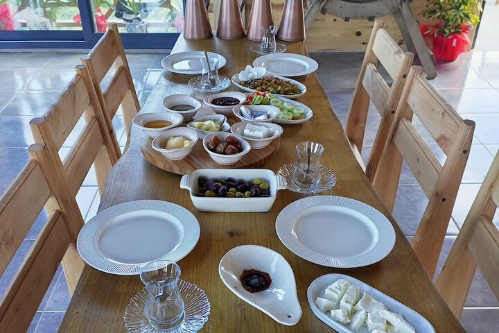 Breakfast/Coffee Service 26 of 34
