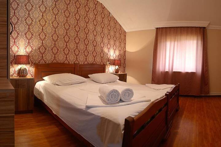 Room 18 of 54