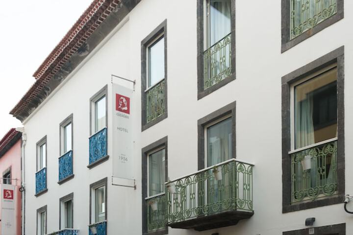 Hotel 58 of 58
