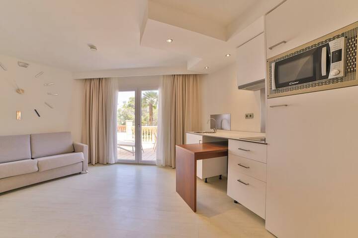 Room 3 of 55