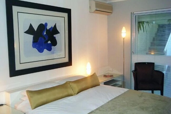 Room 3 of 15