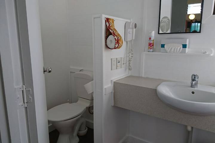 Clean Restrooms