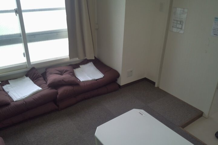 Room 10 of 39