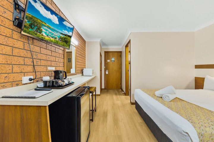 Room 49 of 105