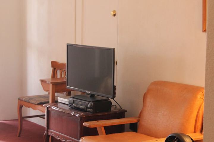 Room 25 of 90