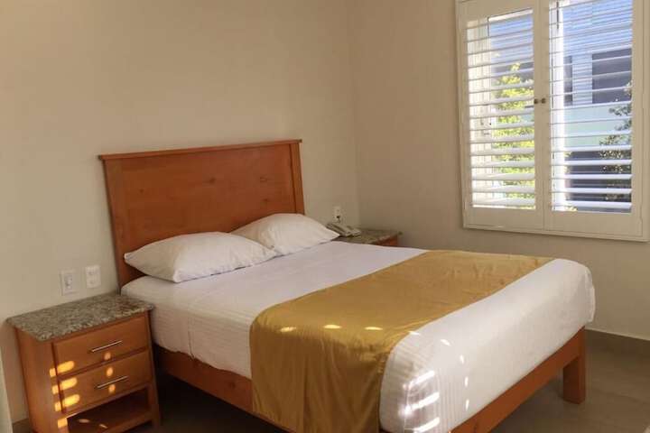Room 11 of 26