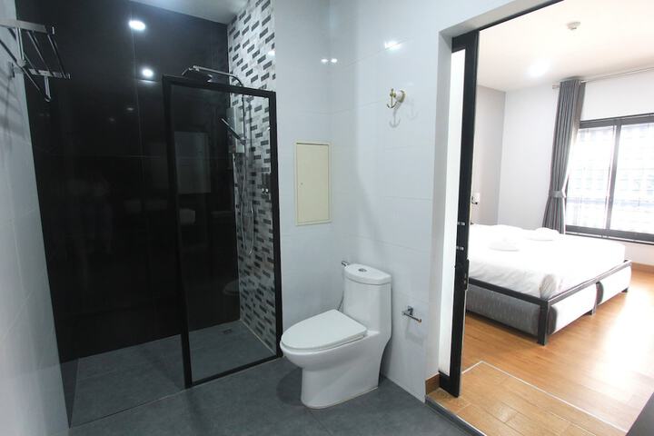 Room 46 of 74