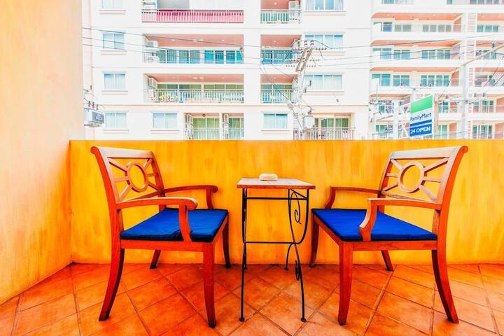 Terrace/Patio 21 of 32