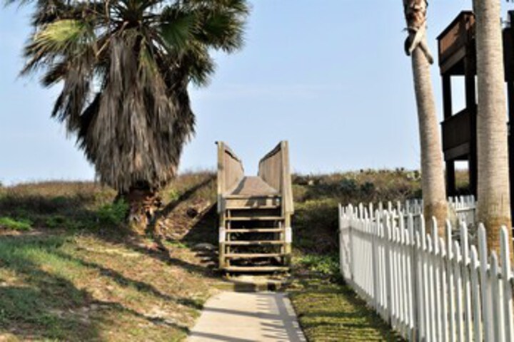 Property Grounds 45 of 78