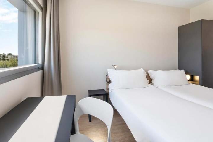 Room 21 of 45