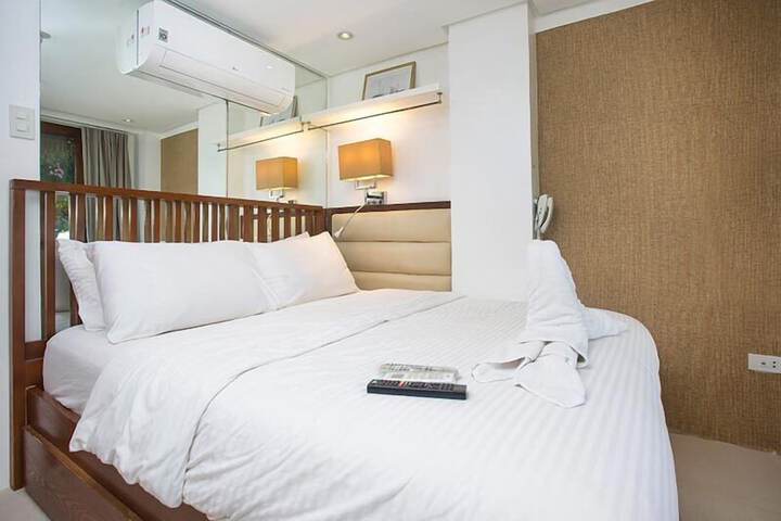 Room 21 of 49