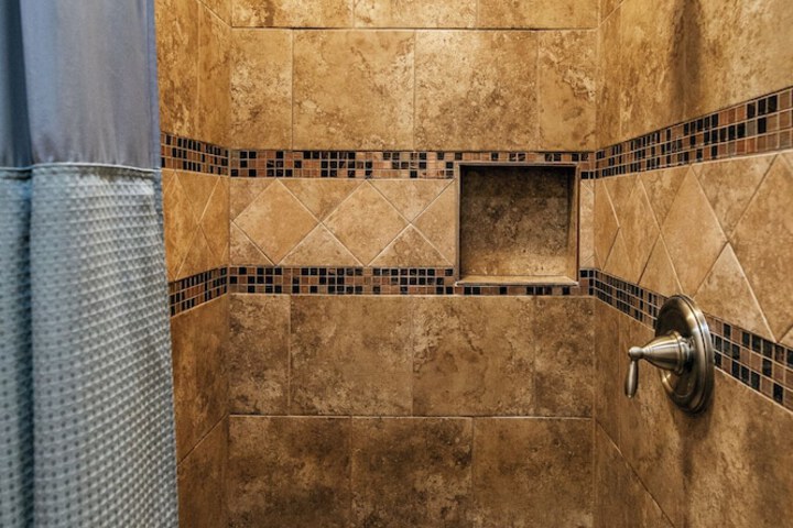 Bathroom shower