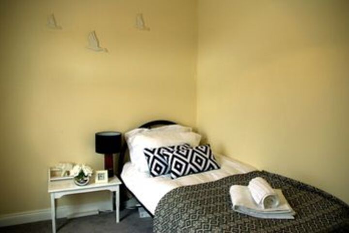 Room 20 of 32