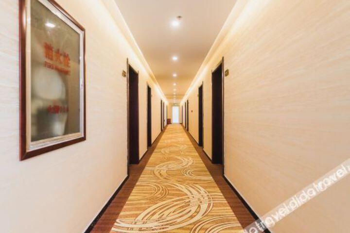 Hotel Interior 10 of 22