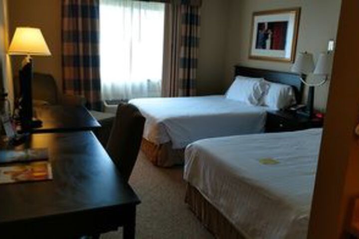 Room 9 of 12