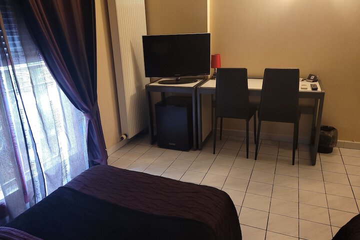 Room 36 of 143