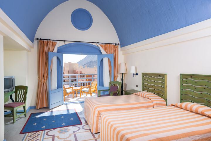 Room 7 of 36