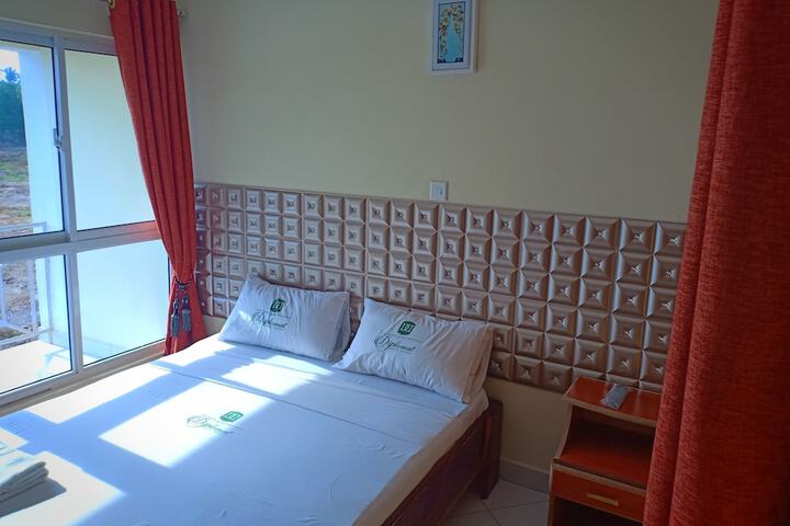 Room 5 of 34