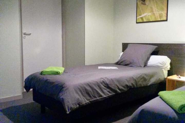Room 12 of 62