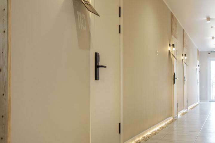 Room 16 of 58