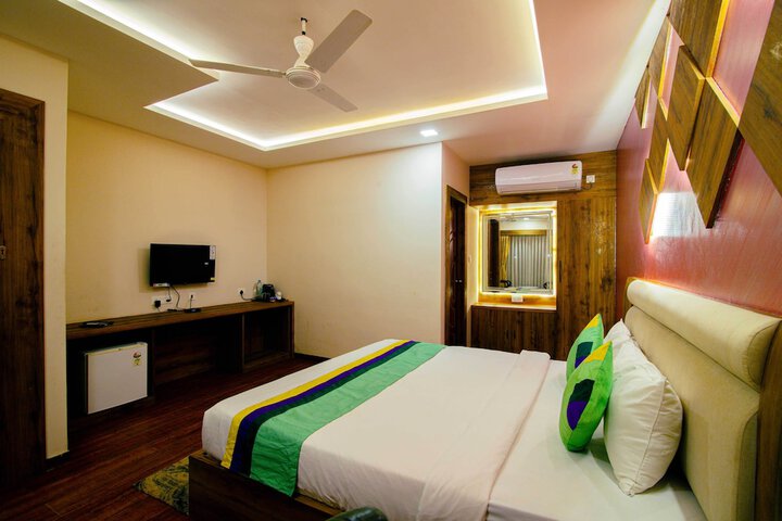 Room 43 of 70