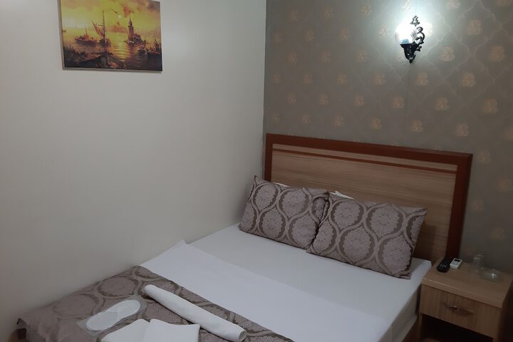 Room 72 of 123