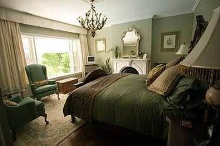 Room 22 of 56
