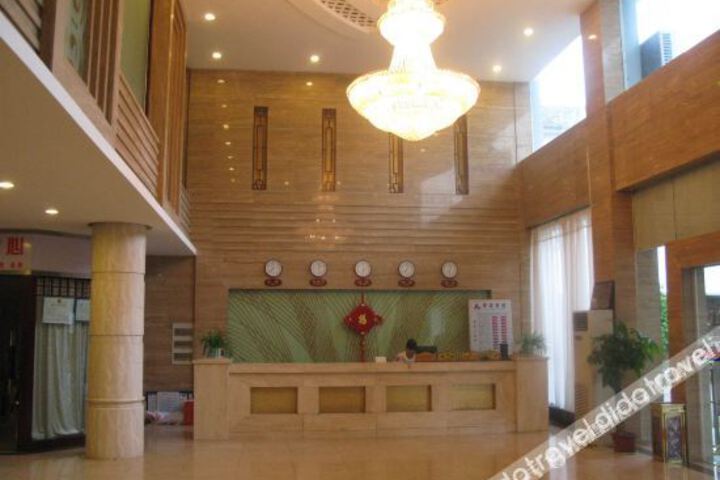 Hotel Interior 5 of 13