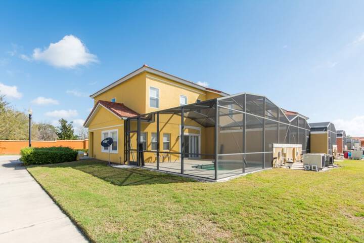 Property Grounds 38 of 41